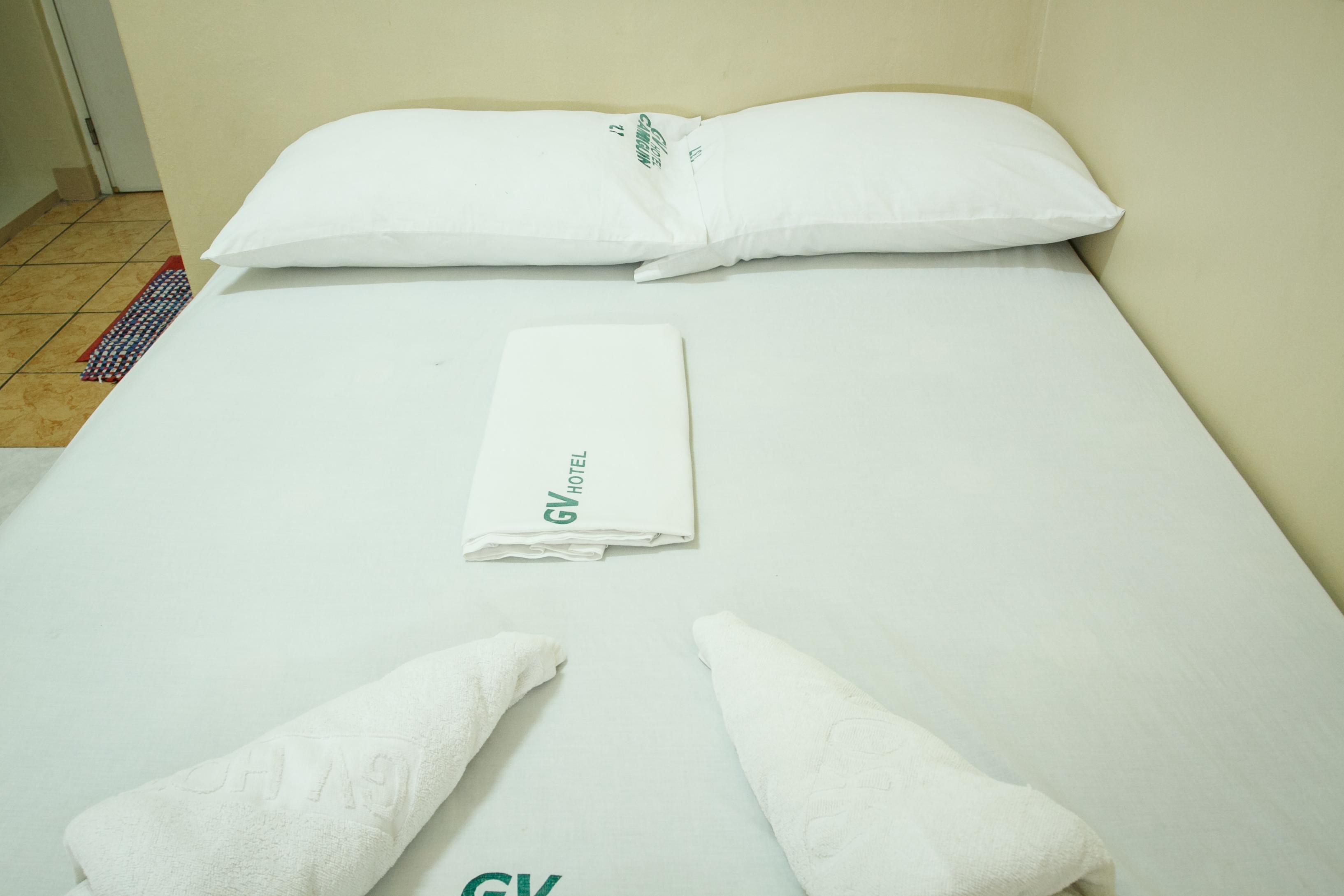 Gv Hotel - Camiguin Мамбахао Экстерьер фото